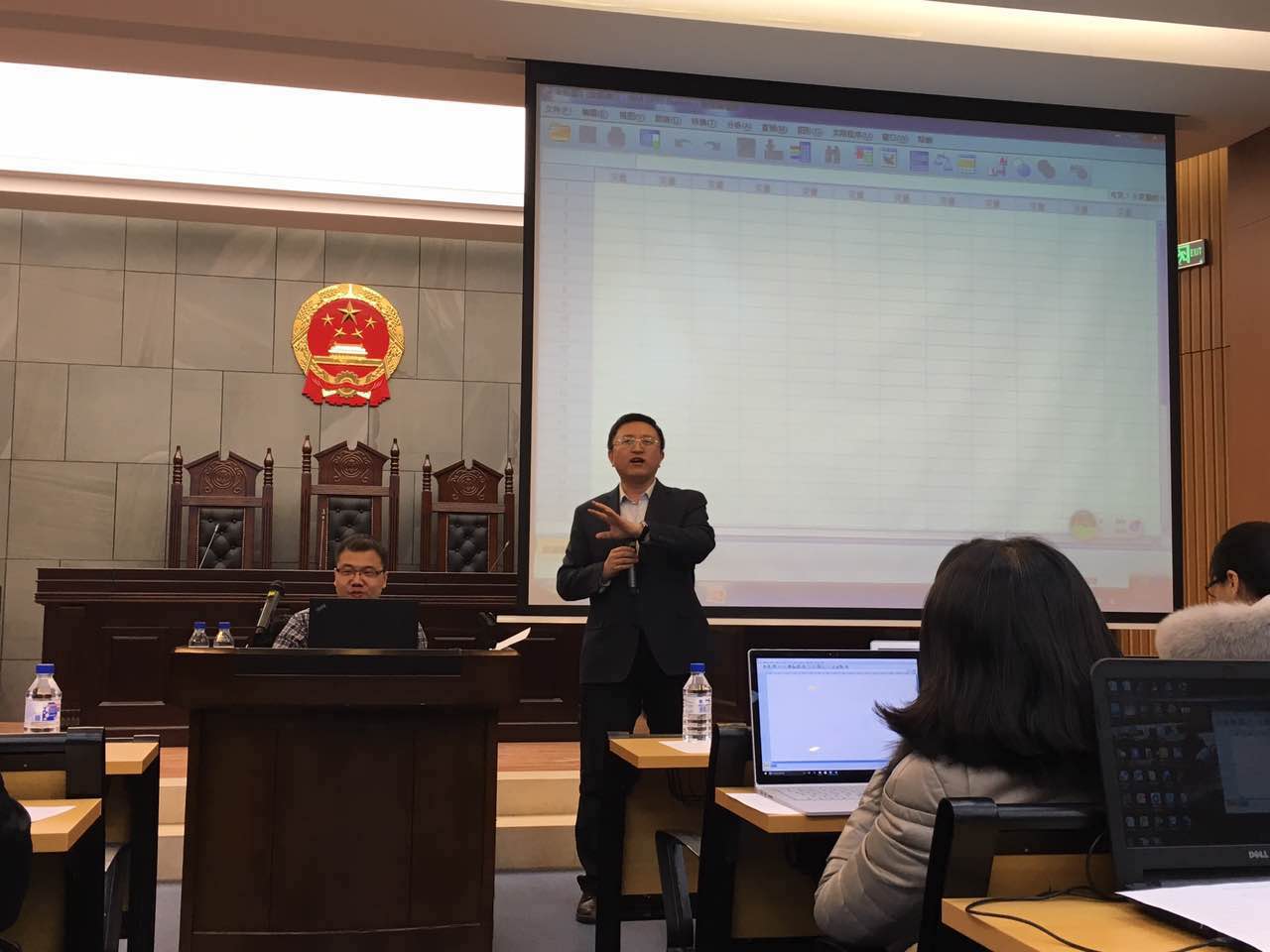 成人在线