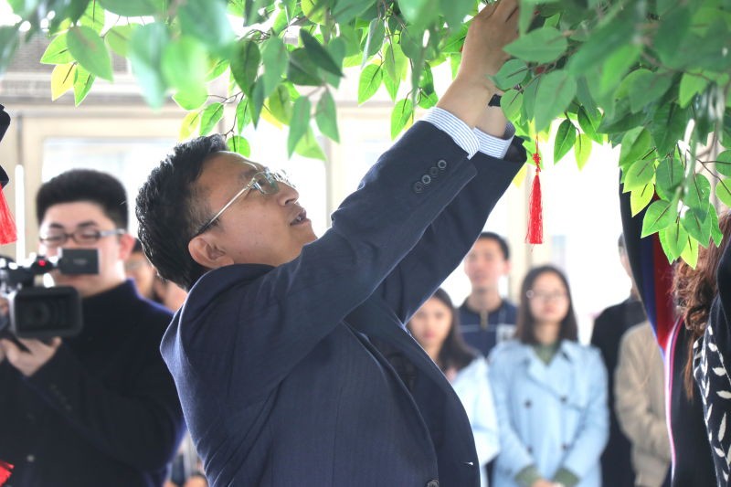 成人在线
